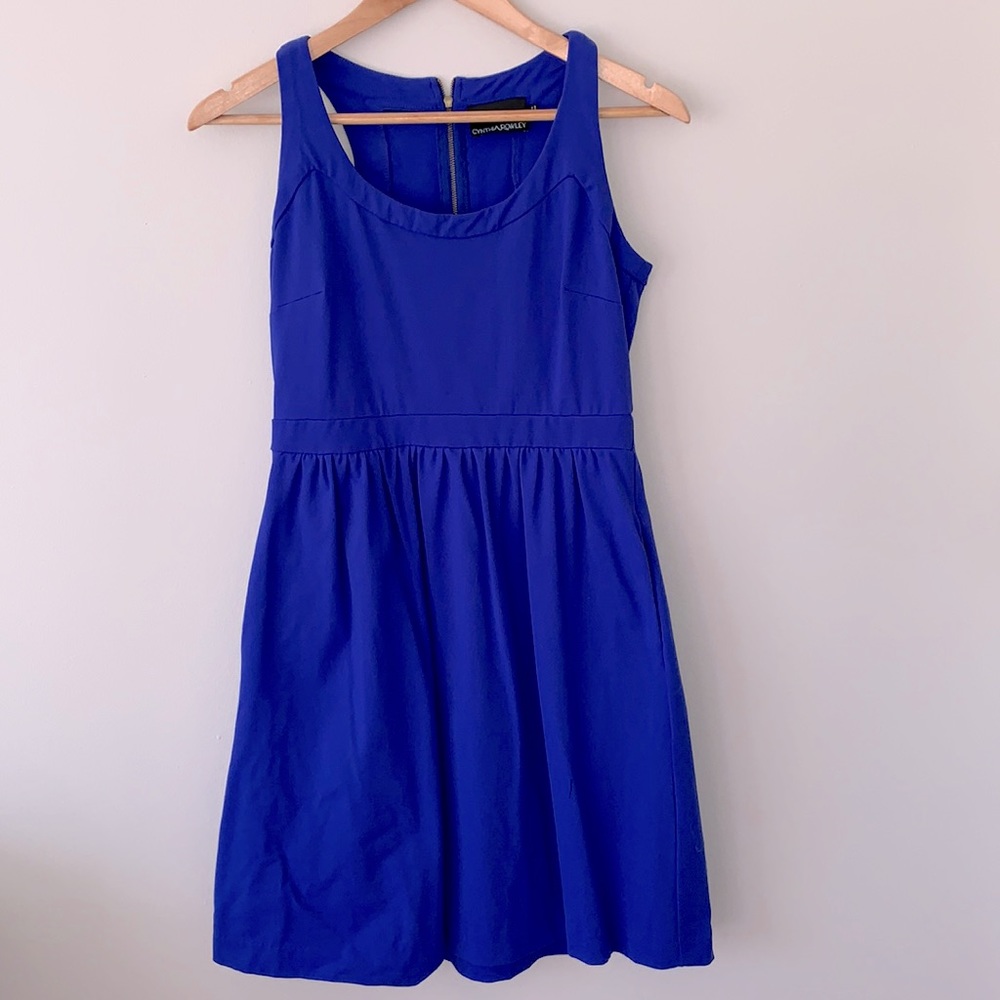 Women’s Dress - sleeveless